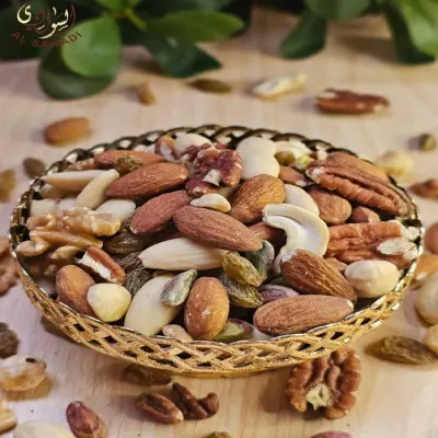 مكسرات فاخرة طازجة